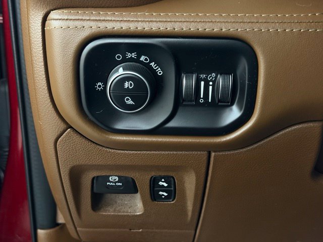 Used 2020 RAM 1500 Limited AWD/4WD image 26