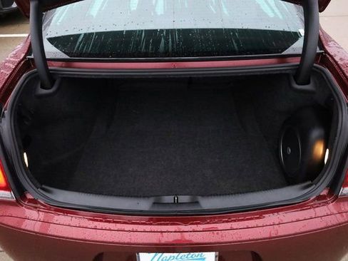 Used 2022 Chrysler 300 S image 27