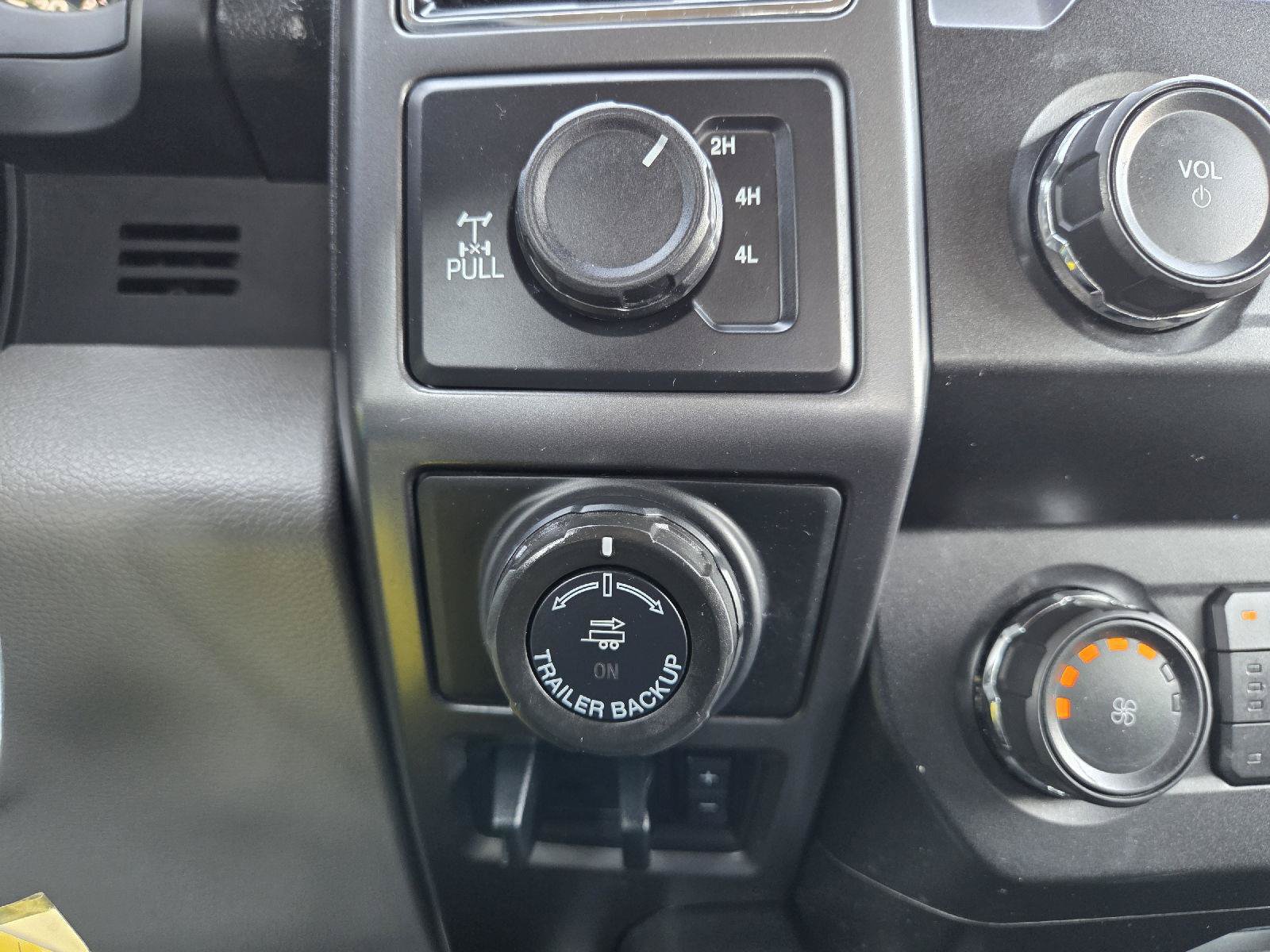 Used 2019 Ford F150 XLT w/ Equipment Group 302A Luxury AWD/4WD image 24