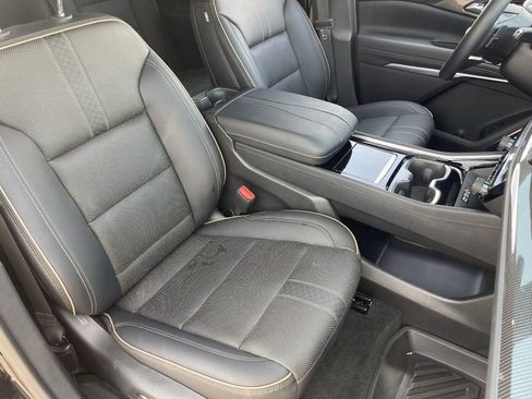 Used 2026 Chevrolet Traverse High Country AWD/4WD image 13
