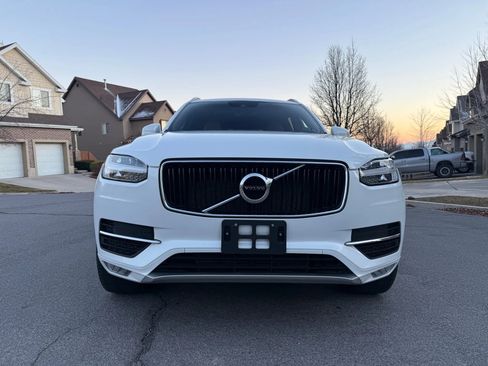 Used 2019 Volvo XC90 T6 Momentum AWD/4WD image 33