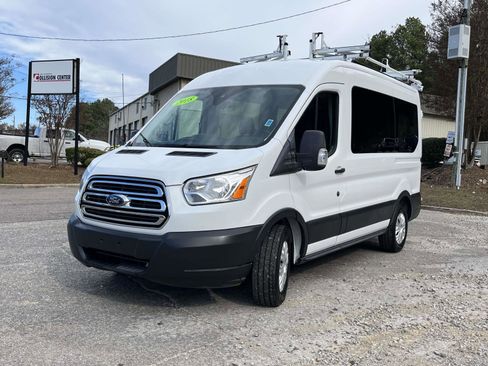 Used 2018 Ford Transit 150 XLT image 27