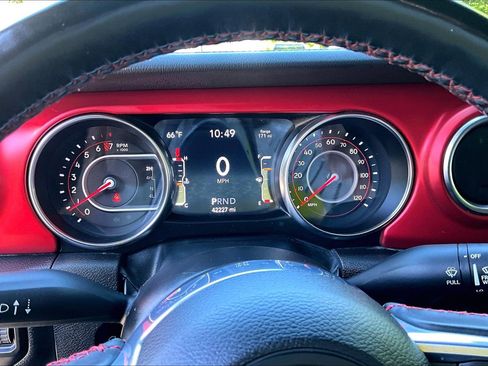 Used 2022 Jeep Wrangler Unlimited Rubicon w/ Xtreme Recon 35" Tire Package AWD/4WD image 21