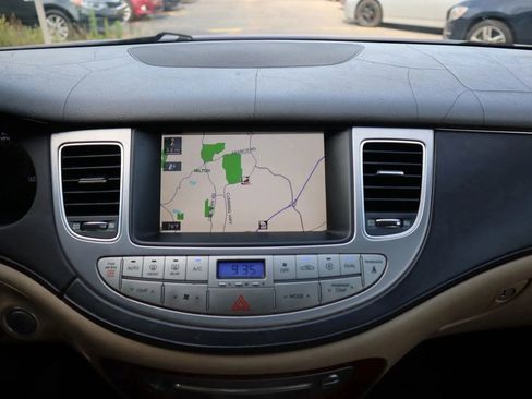 Used 2012 Hyundai Genesis 3.8 w/ Premium Pkg image 21