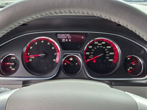 Used 2015 GMC Acadia SLT FWD image 21