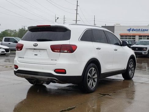 Used 2019 Kia Sorento EX AWD/4WD image 4