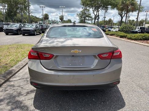 Used 2025 Chevrolet Malibu LT FWD image 5
