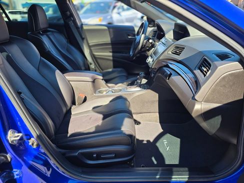 Used 2019 Acura ILX w/ Premium & A-SPEC Package image 10