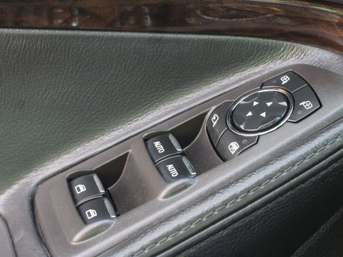 Used 2014 Ford Explorer Limited w/ Equipment Group 301A AWD/4WD image 23