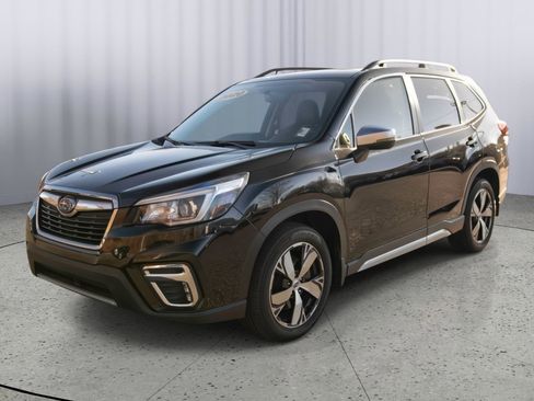 Used 2020 Subaru Forester Touring image 19