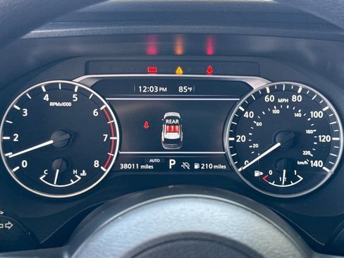 Used 2024 Nissan Rogue SV image 18