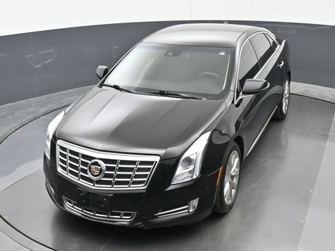 Used 2014 Cadillac XTS Luxury w/ Driver Awareness Package FWD image 34