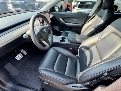 Used 2022 Tesla Model Y Performance AWD/4WD image 14