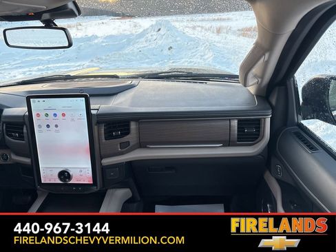 Used 2022 Ford Expedition Limited image 41