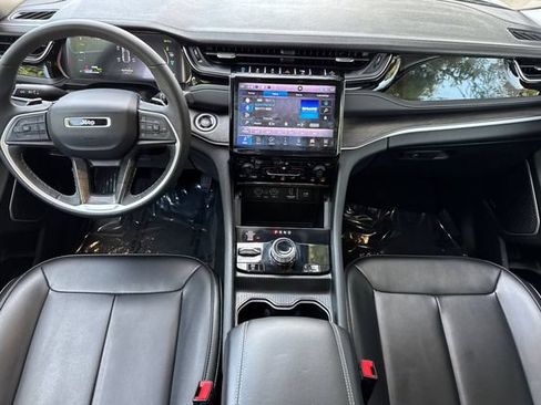 Used 2024 Jeep Grand Cherokee Limited 4xe AWD/4WD image 15