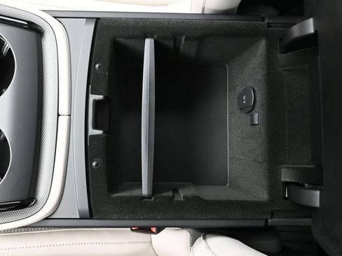 Used 2026 Porsche Panamera image 25