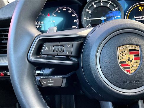 Used 2021 Porsche 911 Carrera image 18