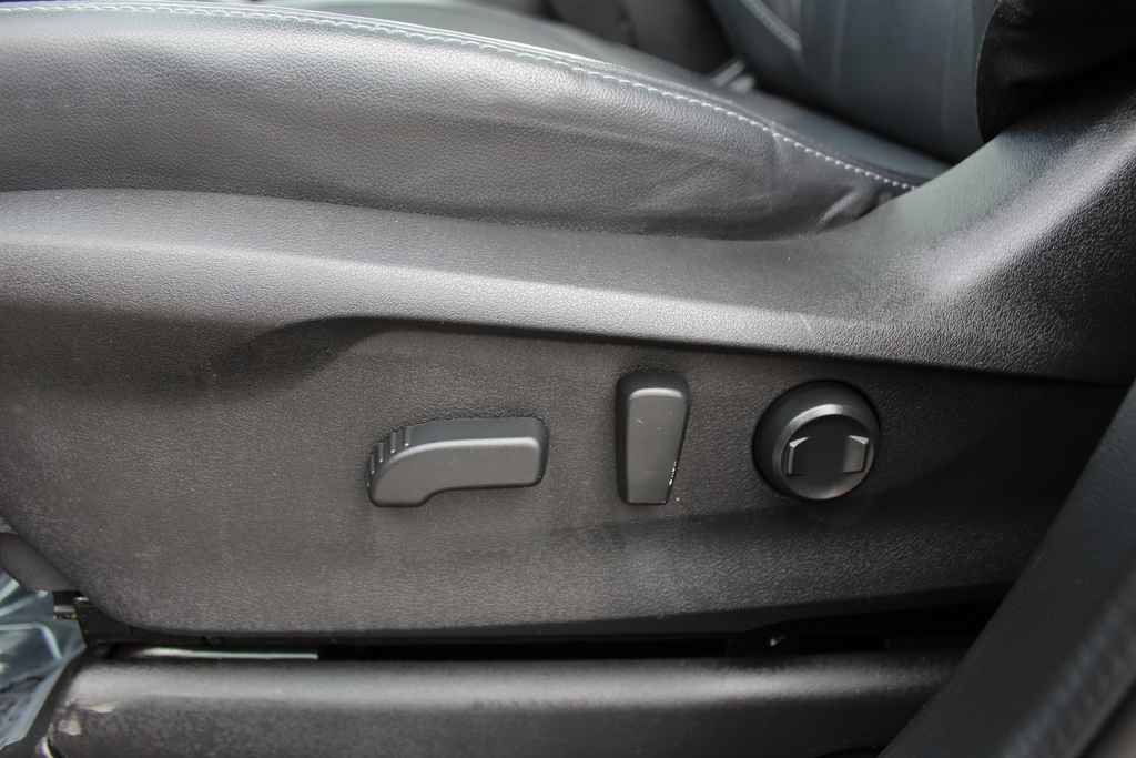 Used 2020 Subaru Ascent Limited w/ Technology Package AWD/4WD image 27