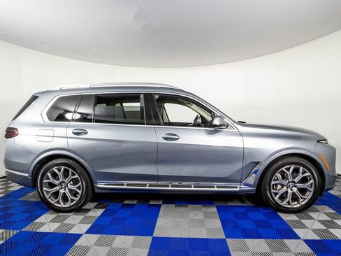 Used 2024 BMW X7 xDrive40i AWD/4WD image 4