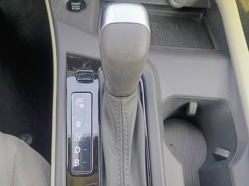 New 2026 Nissan Sentra SL w/ Floor Mat Package FWD image 18