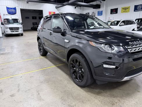 Used 2017 Land Rover Discovery Sport HSE AWD/4WD image 17