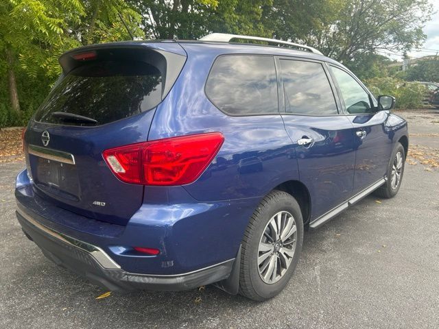Used 2017 Nissan Pathfinder S AWD/4WD image 3