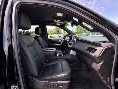 Used 2023 Chevrolet Tahoe LT w/ LT Signature Plus Package AWD/4WD image 12