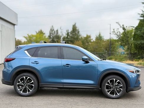 Used 2022 MAZDA CX-5 AWD 2.5 S w/ Premium Package image 6
