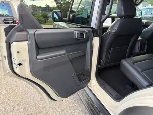 New 2026 Ford Bronco Outer Banks AWD/4WD image 9