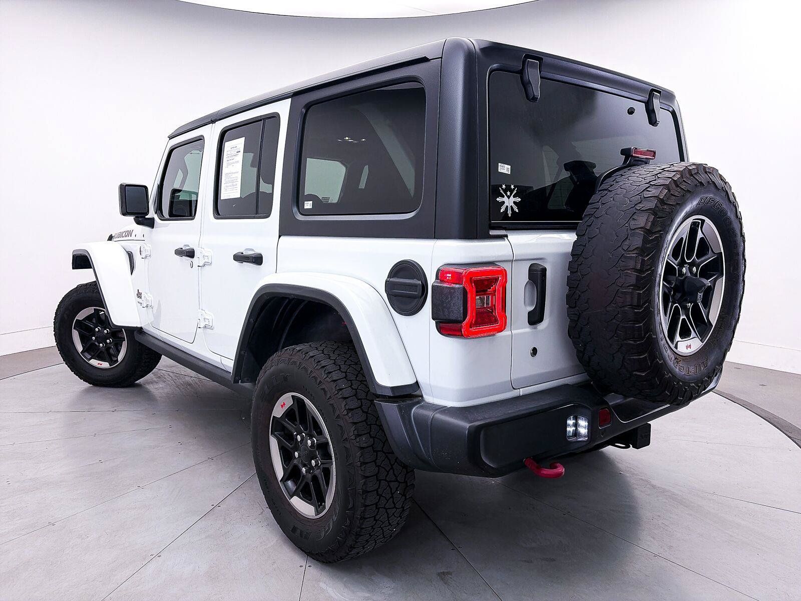 Used 2019 Jeep Wrangler Unlimited Rubicon AWD/4WD image 2