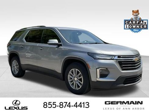 Used 2023 Chevrolet Traverse LT w/ Rear Camera Mirror Package AWD/4WD image 10