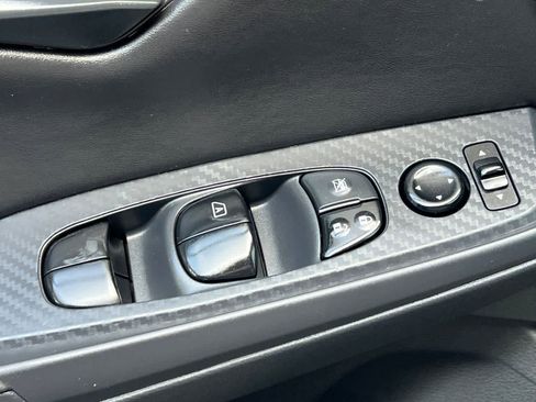 Used 2025 Nissan Sentra S w/ Trunk Package FWD image 14