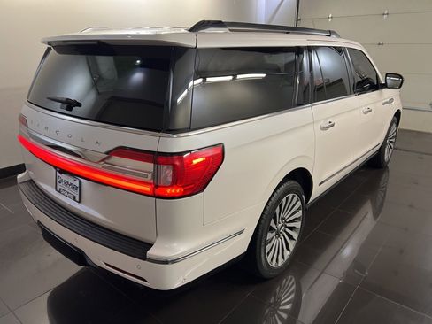 Used 2018 Lincoln Navigator L Reserve w/ Technology Package image 7