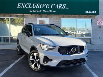 Used 2024 Volvo XC40 B5 Core