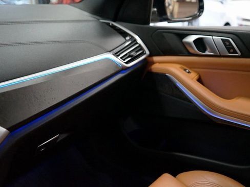 Used 2022 BMW X5 xDrive40i w/ Premium Package image 44