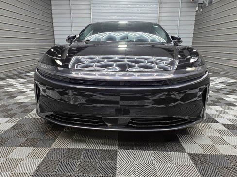 Used 2024 Lucid Air Pure RWD image 2