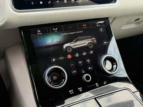 Used 2020 Land Rover Range Rover Velar R-Dynamic S AWD/4WD image 39