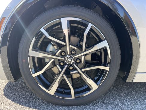 New 2026 Toyota Prius Plug-In Hybrid image 22