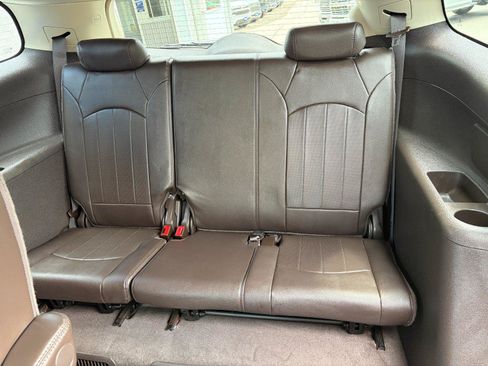 Used 2014 Buick Enclave Leather AWD/4WD image 21