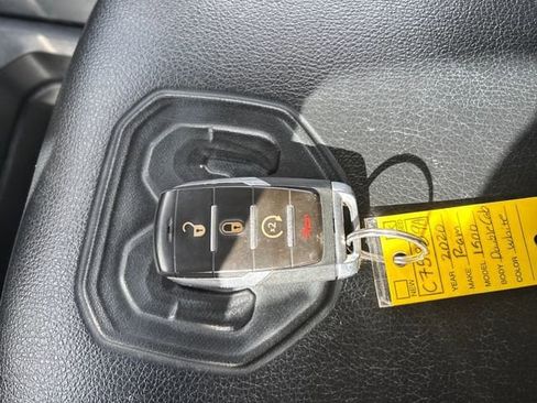 Used 2020 RAM 1500 Laramie image 22