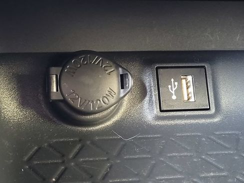 Certified 2025 Toyota RAV4 XLE w/ Convenience Package AWD/4WD image 14