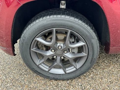 Used 2020 Jeep Grand Cherokee Limited X AWD/4WD image 18