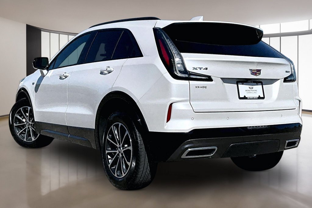 Used 2024 Cadillac XT4 Sport FWD image 12