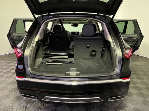 Used 2025 Acura MDX SH-AWD image 28