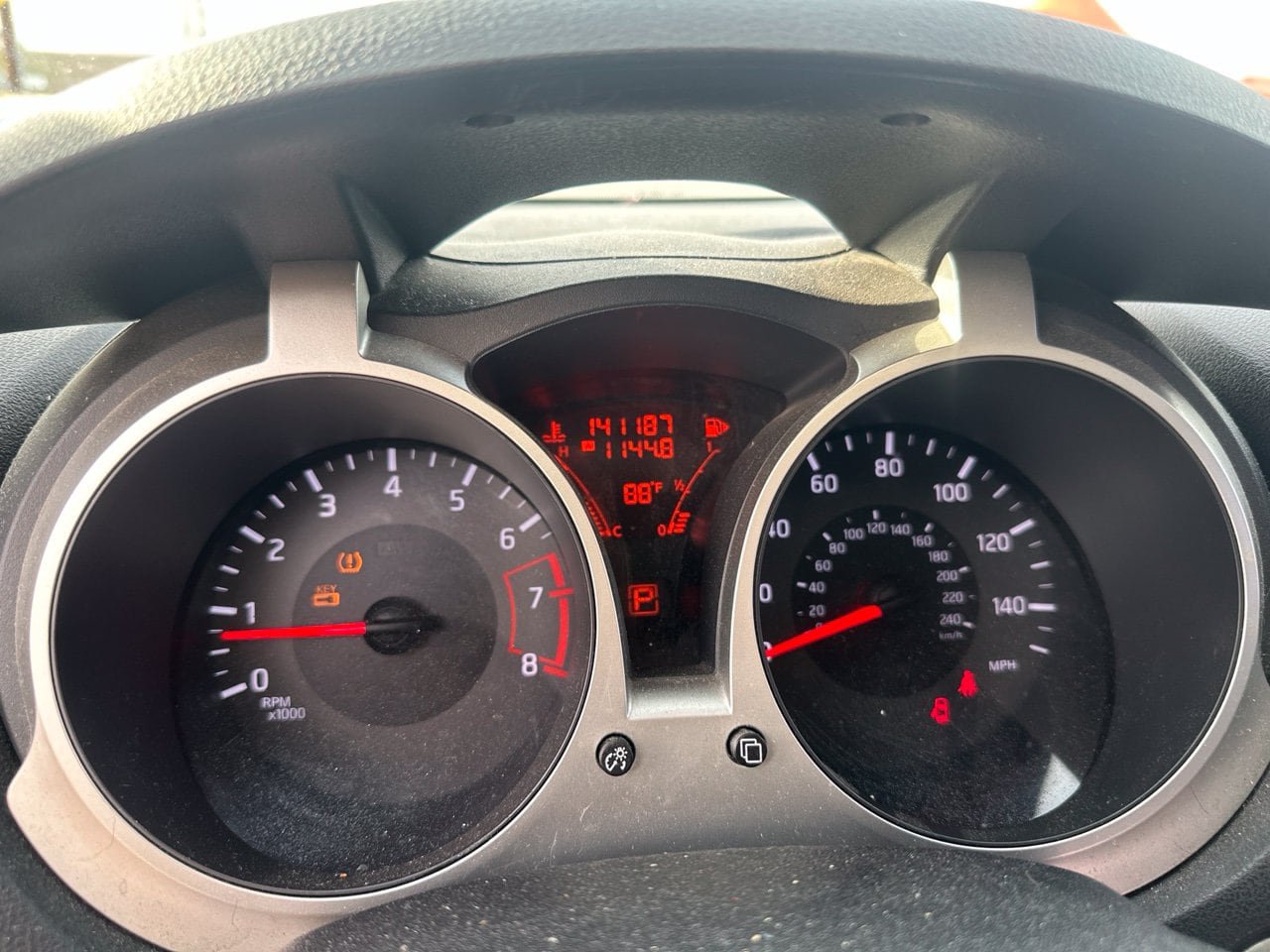 Used 2015 Nissan Juke S FWD image 4