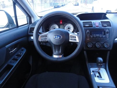 Used 2014 Subaru Impreza 2.0i Sport Premium image 30