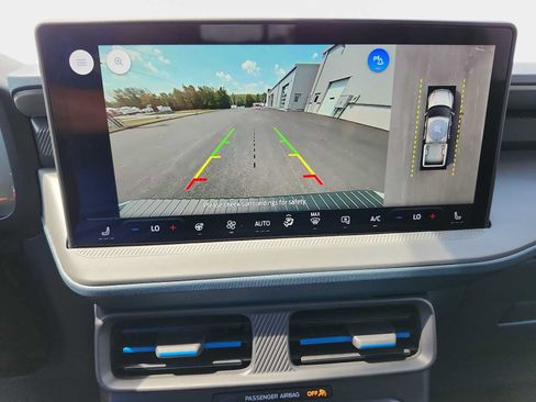 New 2025 Ford Maverick Lobo AWD/4WD image 14