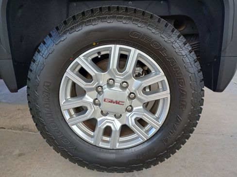 Used 2024 GMC Sierra 2500 SLE w/ SLE Convenience Package AWD/4WD image 28