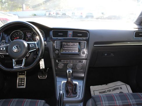 Used 2015 Volkswagen GTI S image 18