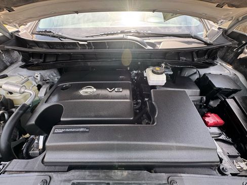 Used 2023 Nissan Murano SV w/ SV Midnight Edition Package FWD image 32